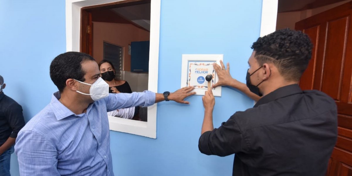 Prefeitura de Salvador entrega 132 casas reformadas na Baixa de Quintas