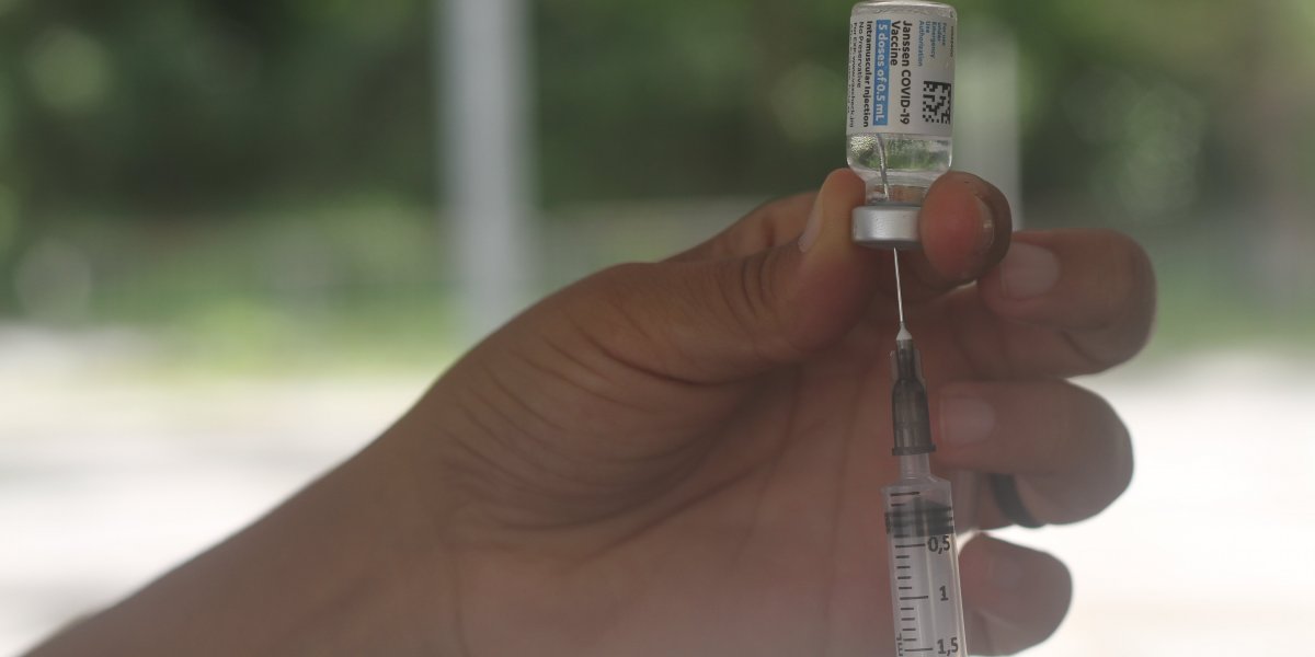 Número diário de óbitos por Covid-19 é o maior em nove meses