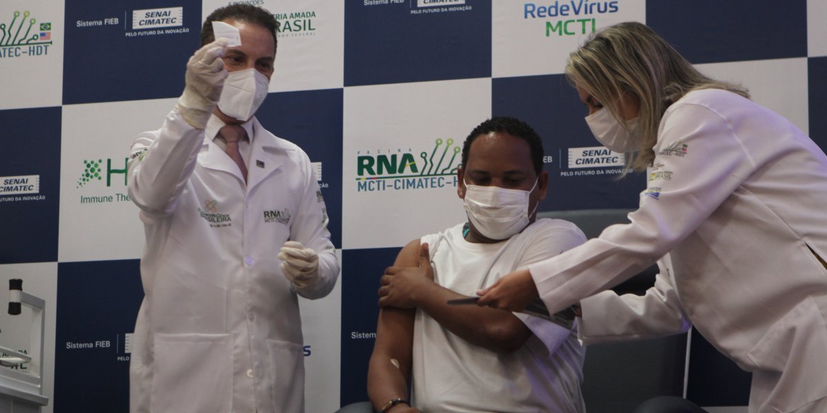 Covid-19: Brasil registra 893 mortes e 172 mil novos casos em apenas 24h