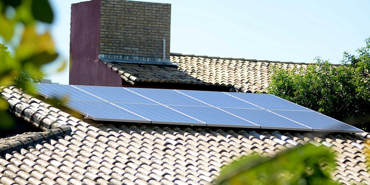 Bruno Reis sanciona lei de incentivo ao uso da energia solar fotovoltaica