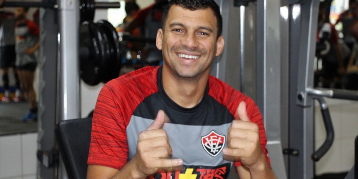 Neto Baiano é anunciado como novo reforço da Juazeirense