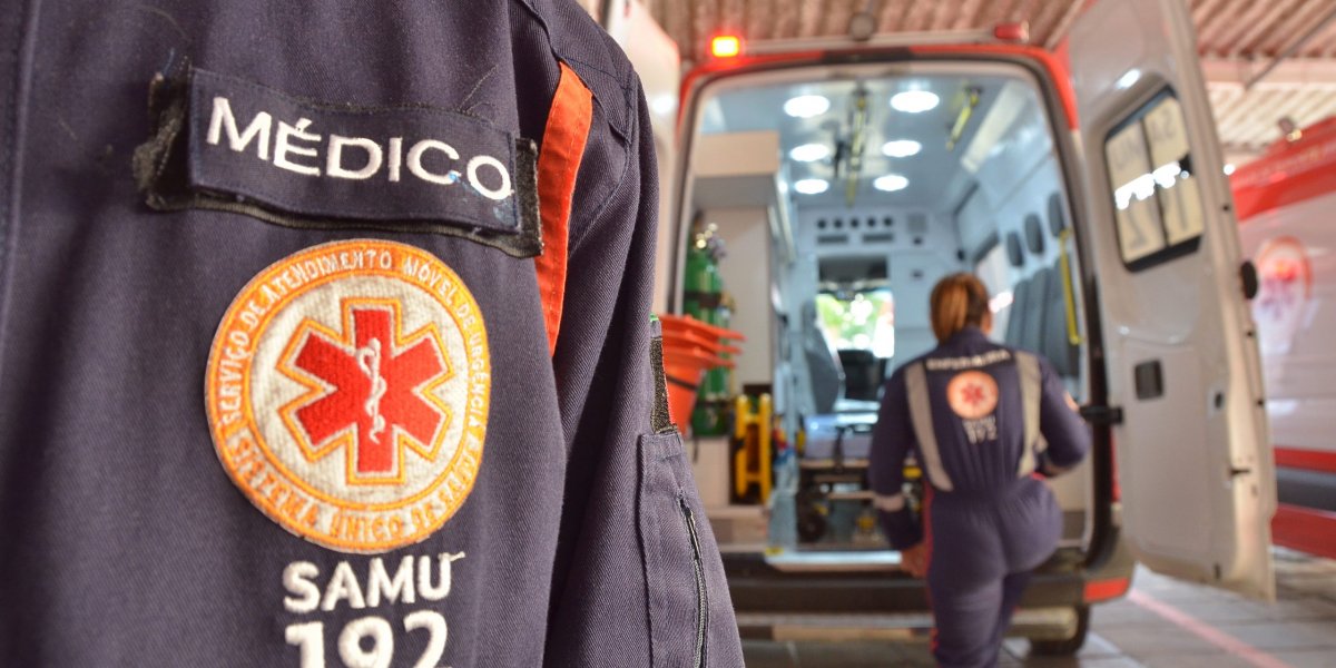 Criminosos assaltam e matam motorista de aplicativo no bairro de Itapuã