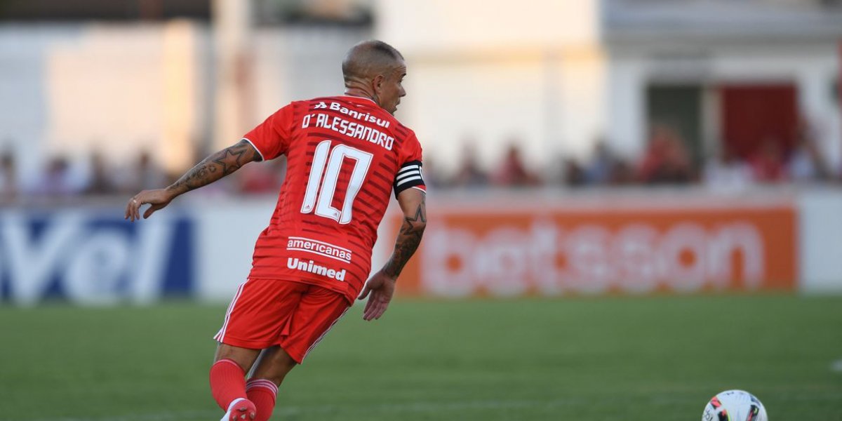 Ypiranga vence Internacional no interior e assume ponta no Gaúcho