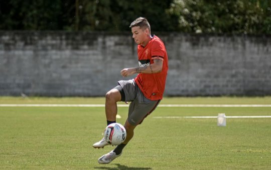 Dado Cavalcanti faz ajustes para próximo jogo do Vitória