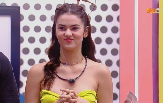 BBB: Falso negativo? Eslô é atendida após ter febre e dor de garganta