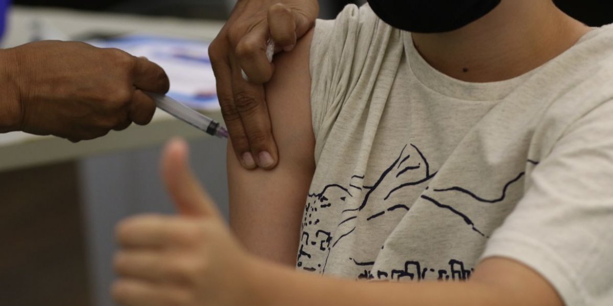 Vacinação é prioridade para o controle da pandemia, diz Fiocruz