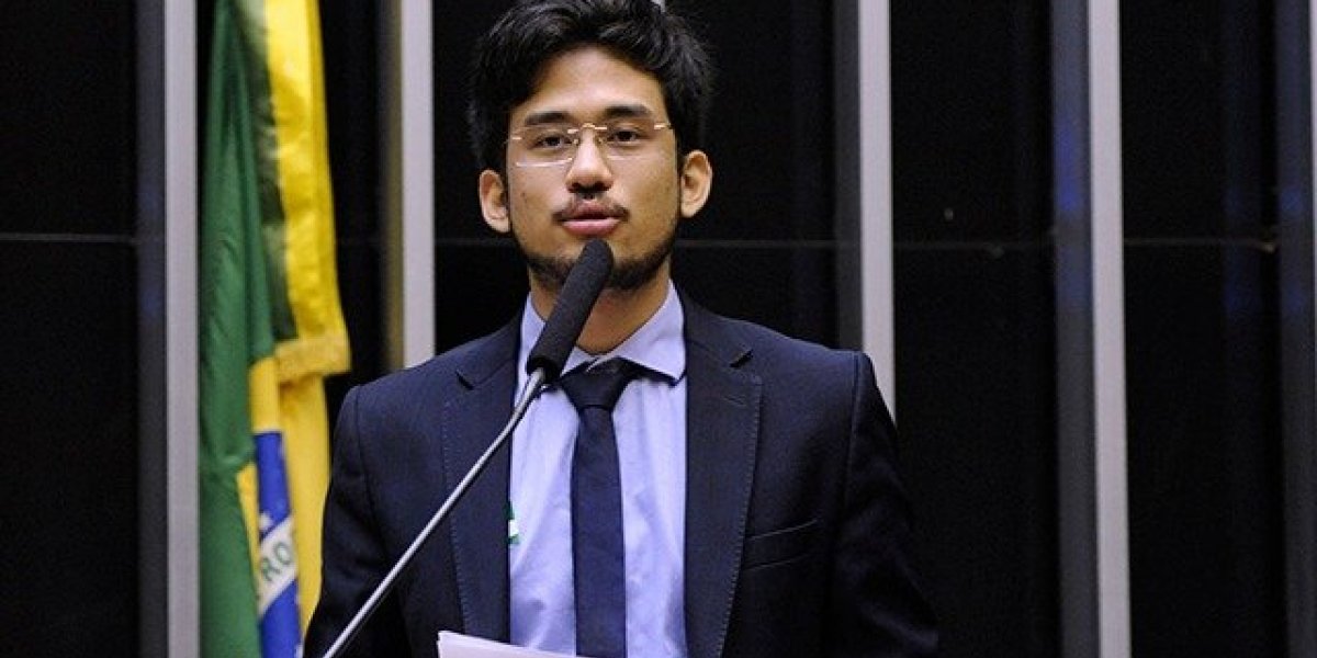 Renan Calheiros e PT defendem que mandato de Kim Kataguiri seja cassado