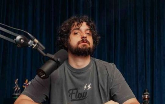 Apresentador que defendeu criação de partido nazista reclama de 'cancelamento'