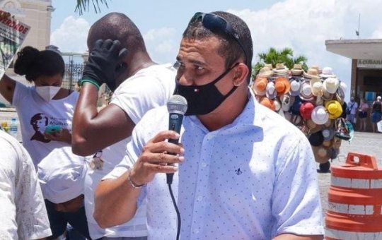 Vereador denuncia abate de animais no CIA; prática tem gerado mau cheiro