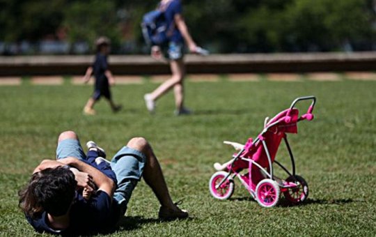 Pai processado pelo filho terá que pagar R$ 80 mil por abandono afetivo