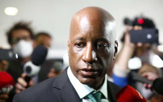 Família de Moïse irá processar Sérgio Camargo por chamar congolês de "vagabundo"