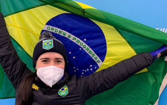 Nicole é a melhor brasileira dos jogos de inverno no gelo
