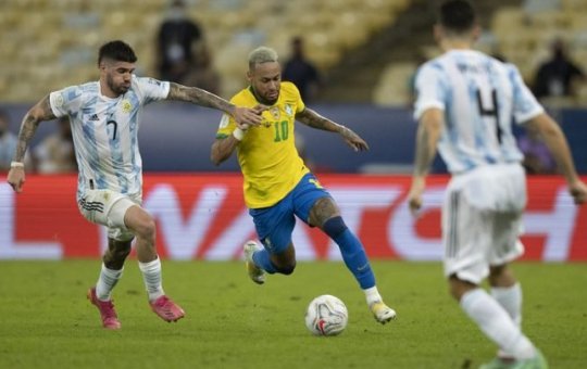 Jogo entre Brasil e Argentina interrompido pela Anvisa será remarcado 