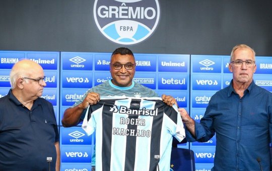 Roger Machado é apresentado pelo Grêmio: 'desejei muito esse momento'