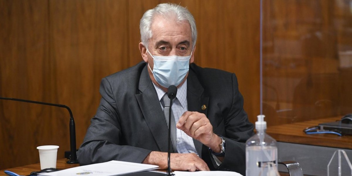 Otto Alencar é novamente alvo de golpistas no WhatsApp