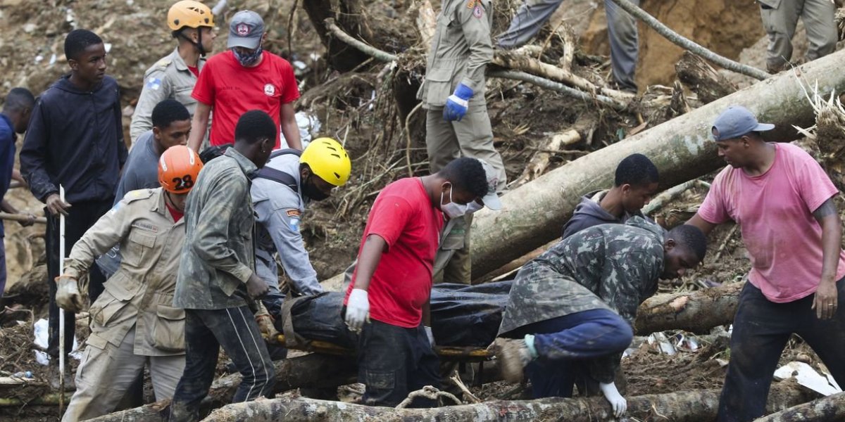 Ministério da Defesa autoriza uso das Forças Armadas nas buscas em Petrópolis