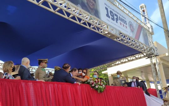 Vice-governador João Leão passa mal durante evento da PM