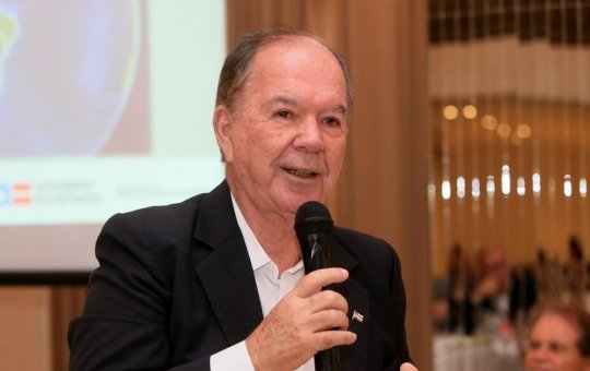 Mal-estar de João Leão foi causado por queda de pressão, diz assessoria