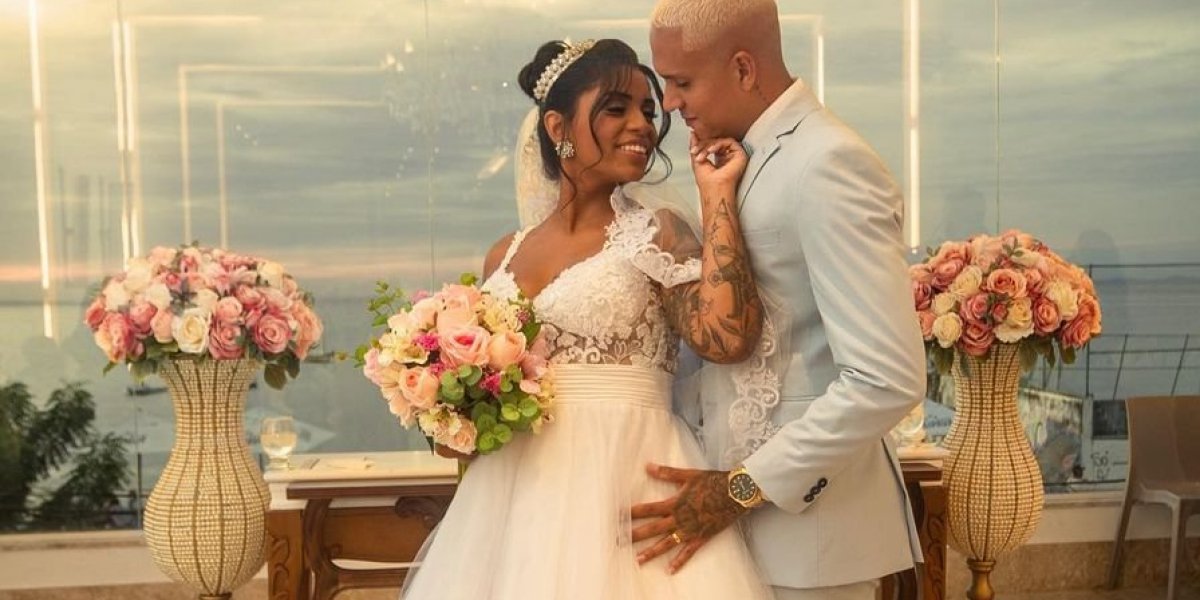 Índia Smith desmente boato sobre paternidade do filho e desabafa: "Tô exausta"