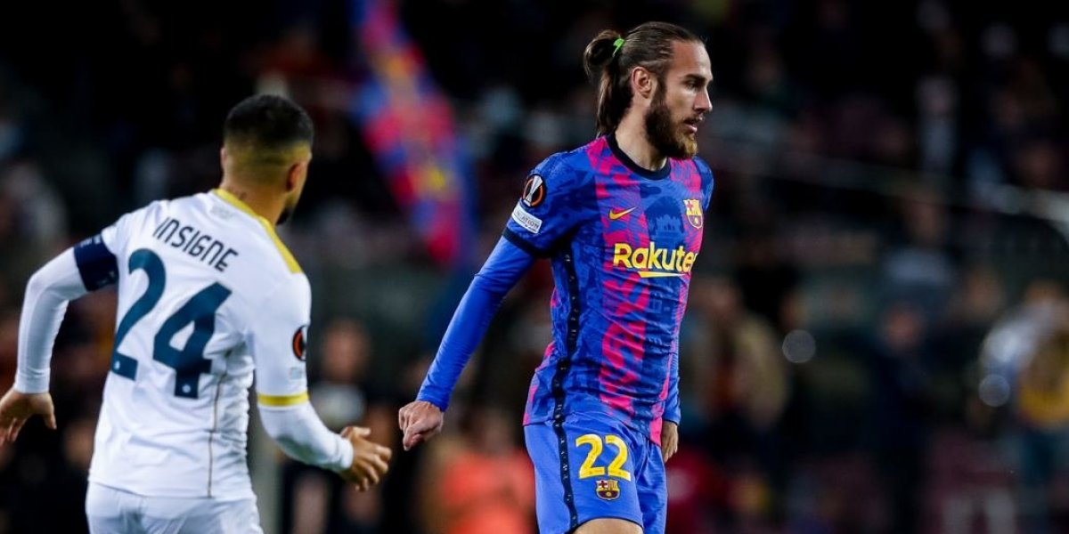 Barcelona e Napoli empatam em jogo de ida da Liga Europa