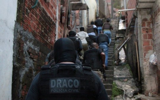 Acusado de estupros e sequestros é morto pela polícia na Sete Portas