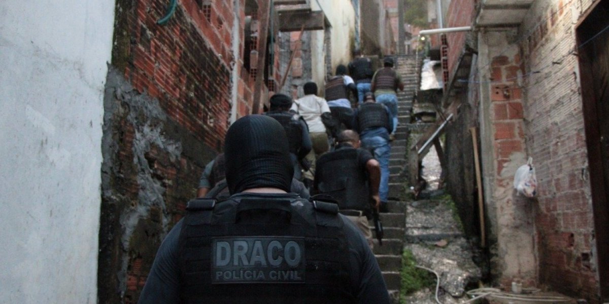 Acusado de estupros e sequestros é morto pela polícia na Sete Portas