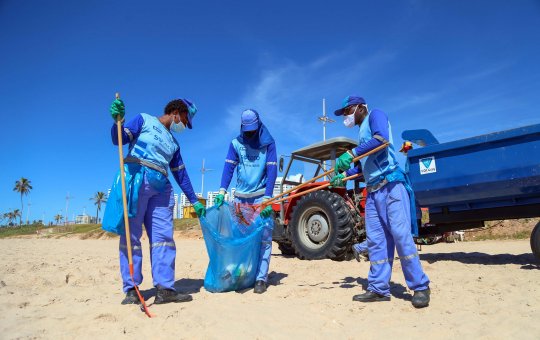 Limpurb realiza nova edição do “Desapegaê” em Itapuã neste sábado (19)