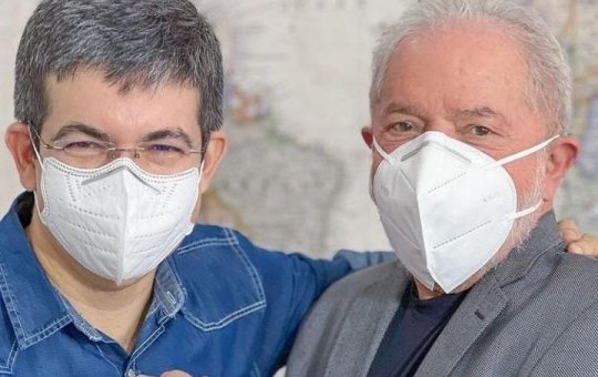 Lula convida senador Randolfe Rodrigues para coordenar campanha presidencial