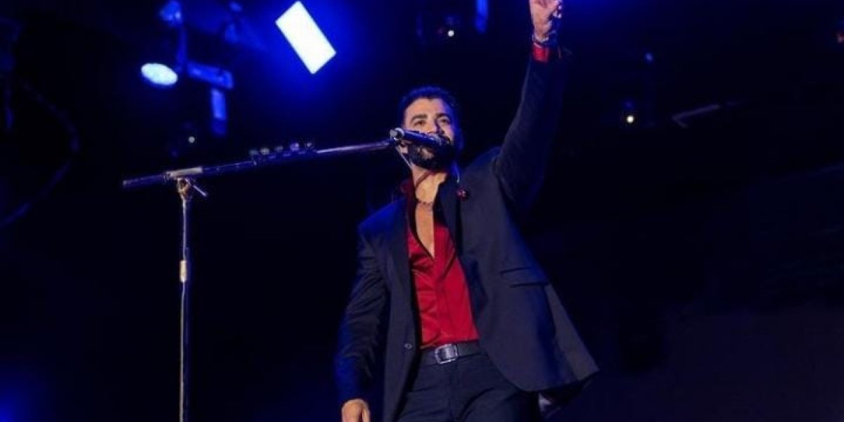 Gusttavo Lima nega ser pai de adolescente durante show: "Tem base?"