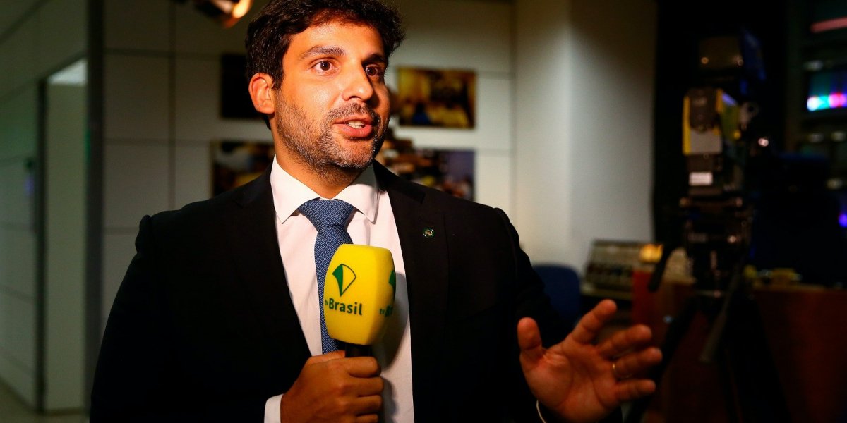 André Porciuncula gasta R$ 20 mil em viagem para Los Angeles