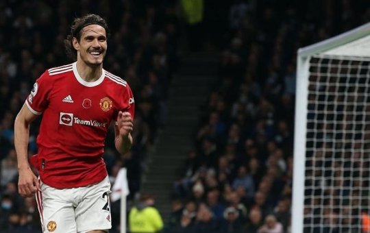 Textor inicia conversa com Cavani e sonha com o reforço uruguaio no Botafogo