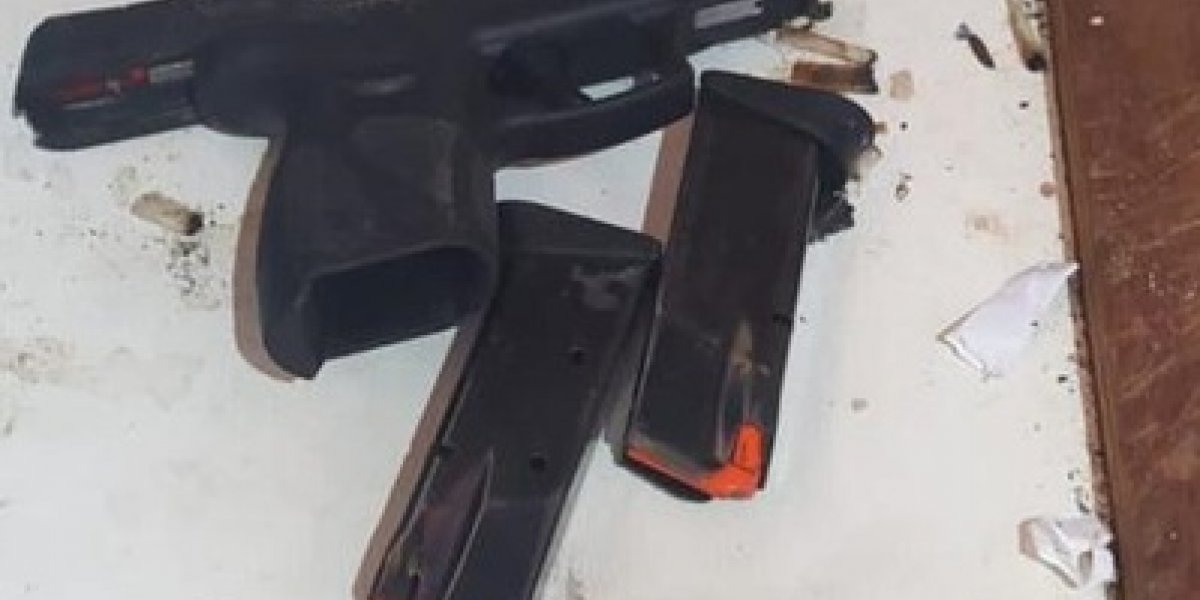 Pistola é encontrada durante revista na Lemos Brito