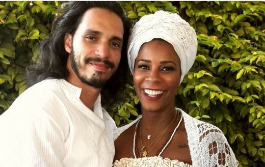 Apresentadora Rita Batista termina casamento de seis anos