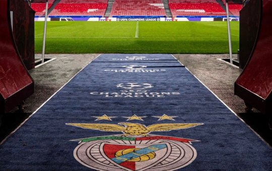 Em Portugal, Benfica e Ajax duelam pela Champions League