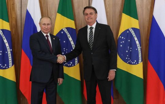 Aumenta a pressão para o governo Bolsonaro condenar ação russa na Ucrânia