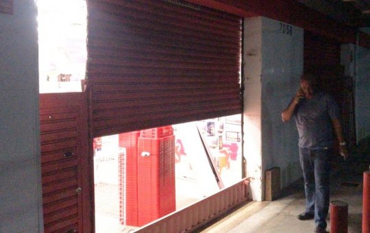 Duas Lojas Americanas sofrem arrombamentos em menos de uma hora, em Salvador