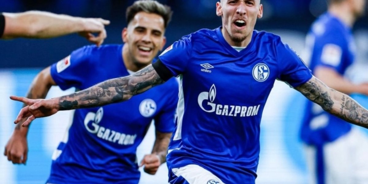 Shalke 04, da Alemanha, removerá logo de patrocinador russo do uniforme