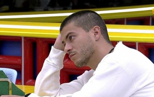 “Estou querendo ir pra casa”, desabafa Arthur Aguiar após derrota no BBB22