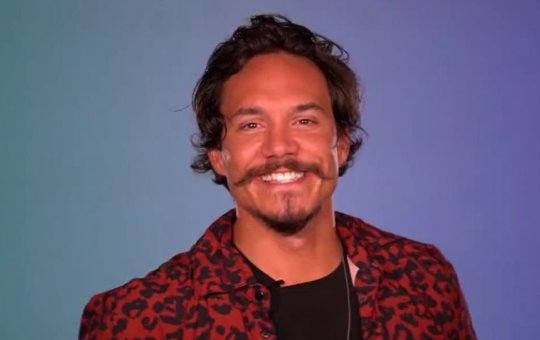 Eli brinca com eliminação de Arthur em prova no BBB: 'Achei que teve um surto'