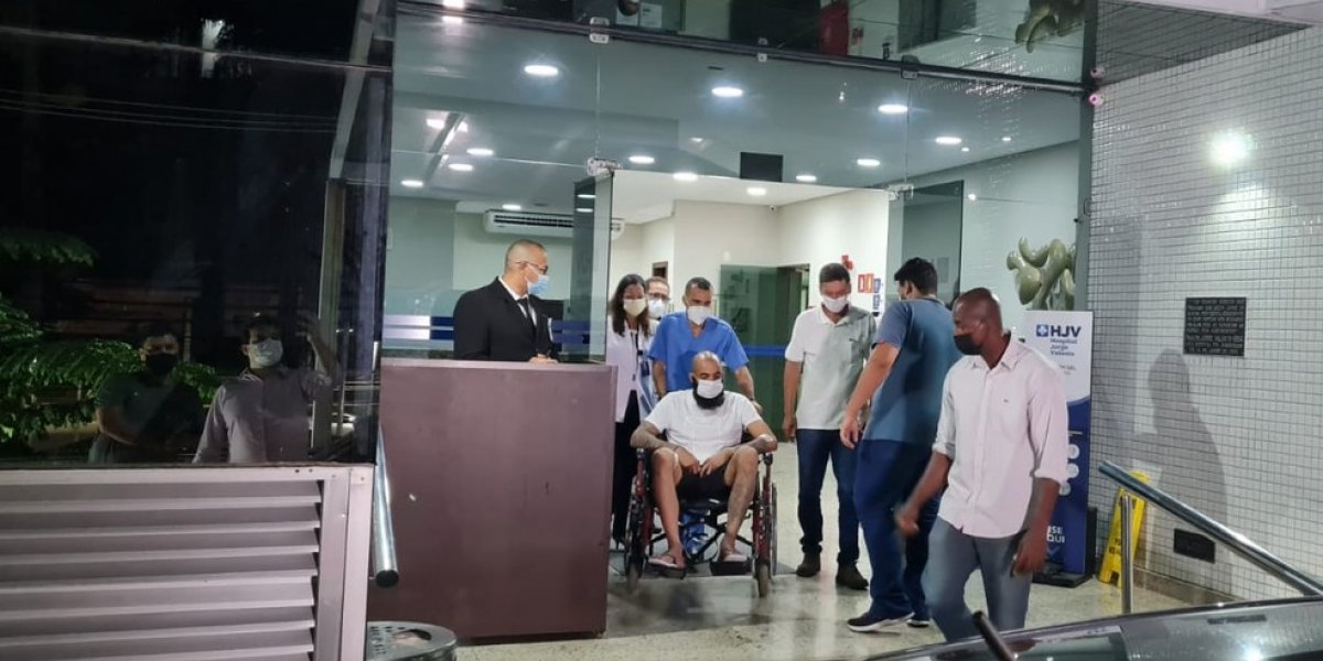 Goleiro Danilo Fernandes passará por um novo procedimento no olho