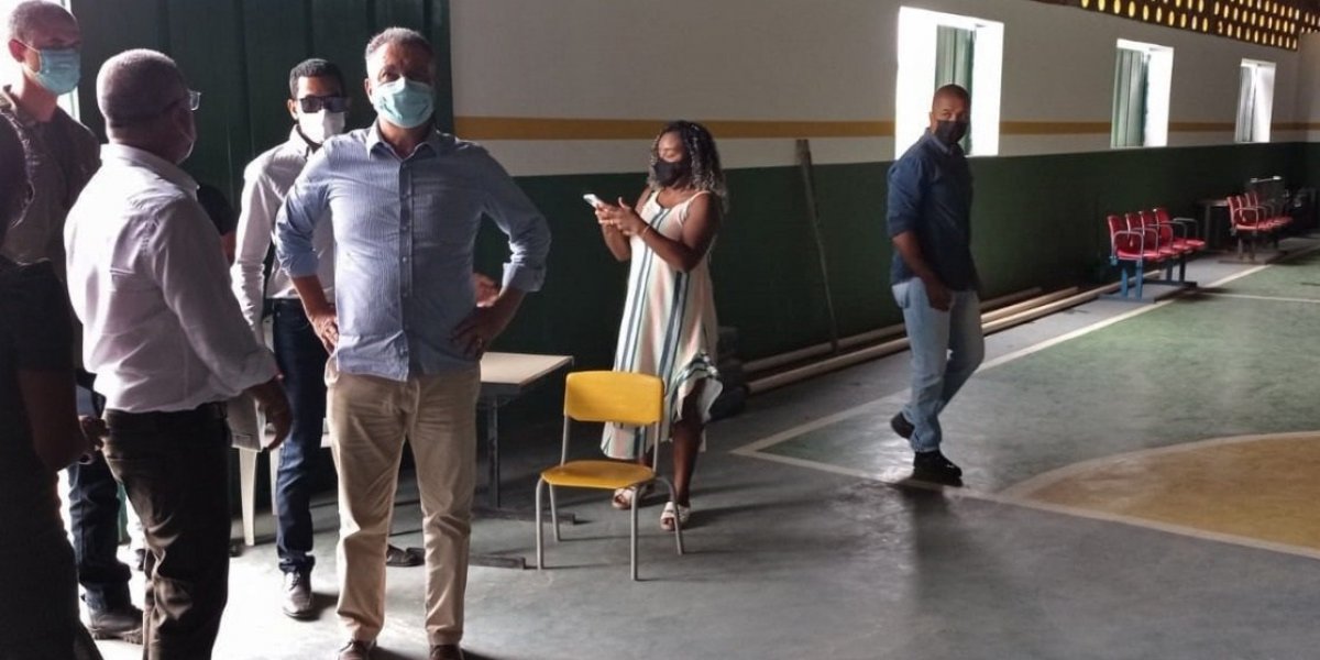 Rui Costa autoriza construção de escola e obras de infraestrutura em Arataca