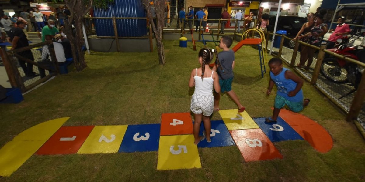 Bruno Reis inaugura equipamento de lazer e convivência em Jardim Nova Esperança