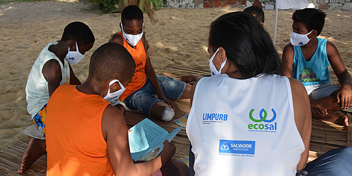 Moradores de Praia Grande se unem para preservar praia limpa e atrativa
