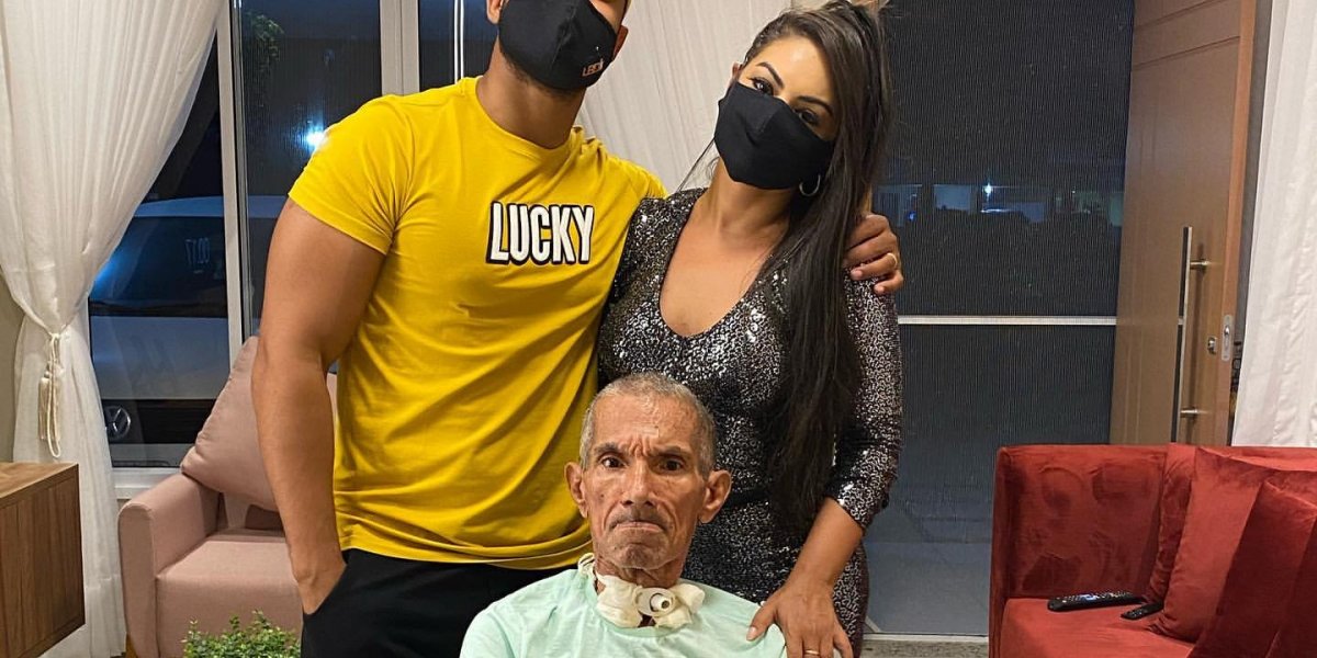 Pai de Paulinha Abelha ainda não foi informado sobre o falecimento da cantora