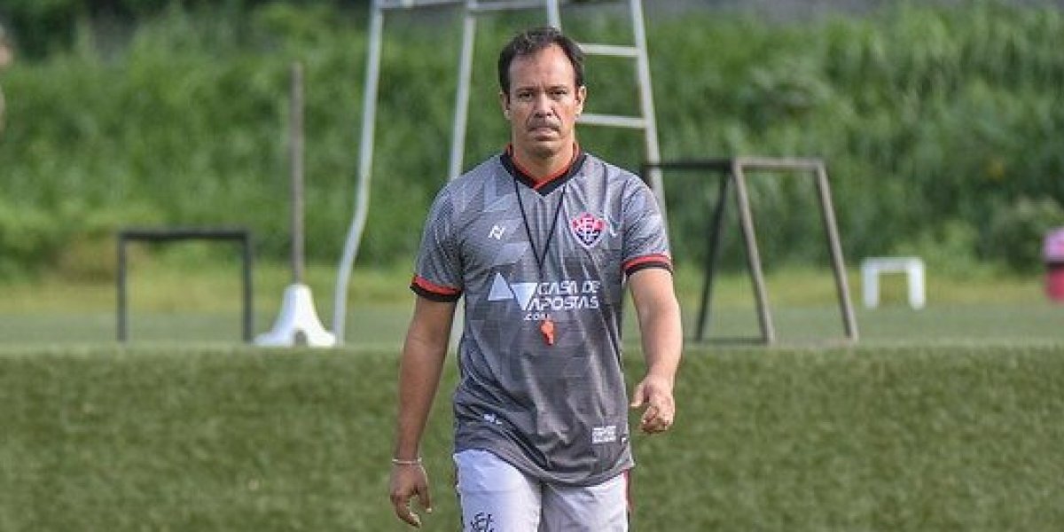 Ausência de gols incomoda Dado Cavalcanti: "equipe que cria, mas não conclui"