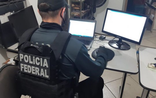 Polícia Federal prende suspeito de abusar de crianças no Rio de Janeiro