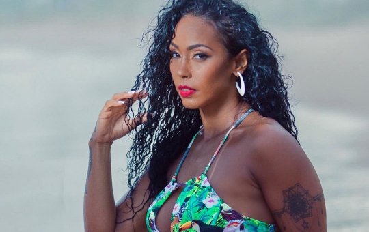 Rosiane Pinheiro faz desabafo sobre abusos sexuais e depressão no auge da fama