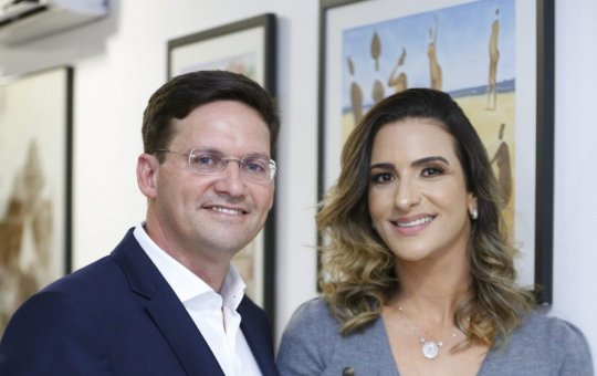 Esposa de João Roma anuncia pré-candidatura a deputada federal