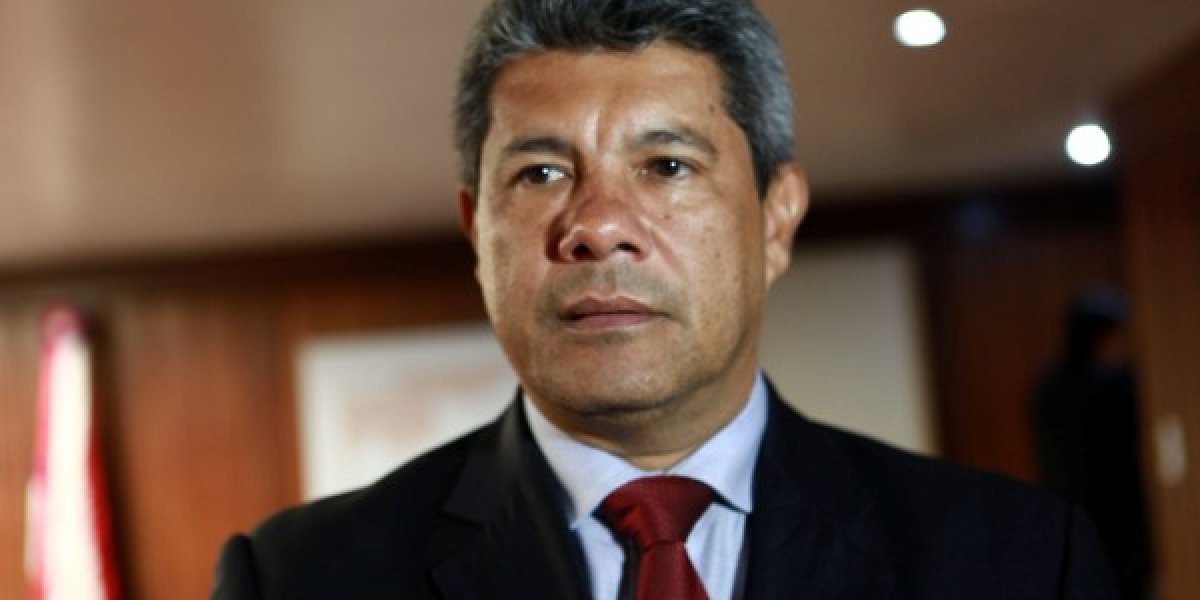 Deputado crava nome de Jerônimo Rodrigues como candidato ao Governo do Estado