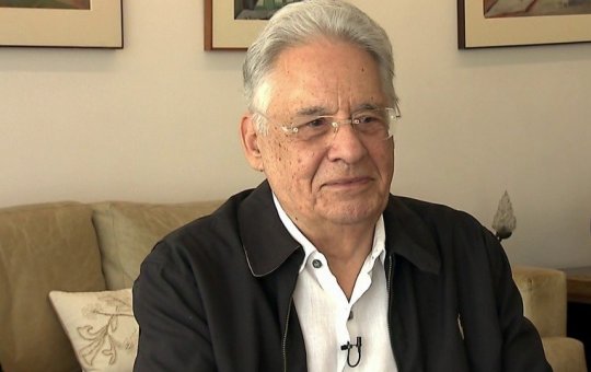 Aos 90 anos, FHC é internado após sofrer lesão no fêmur